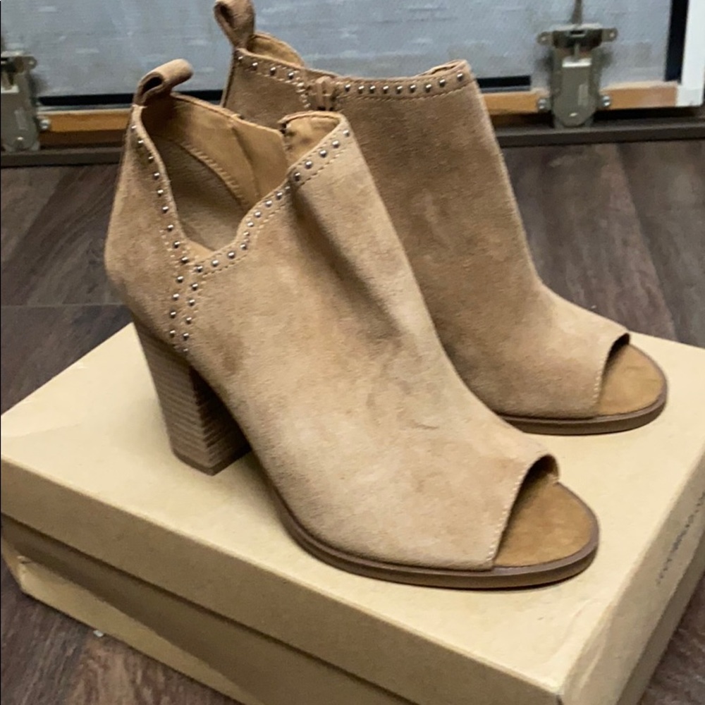 Lucky Brand ankle boots